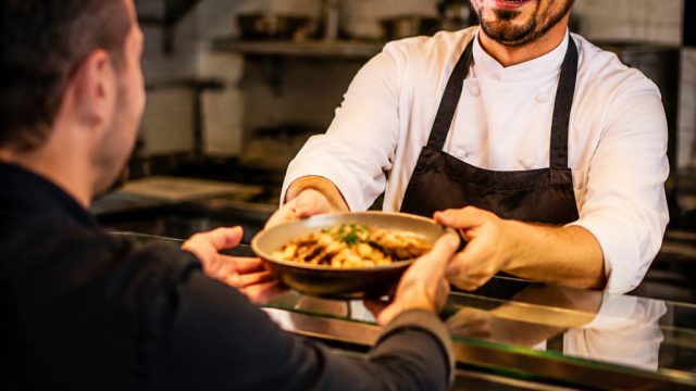 Unlocking Lucrative Franchise Opportunities in Food Service | sotong dewa, lisandro martinez messi