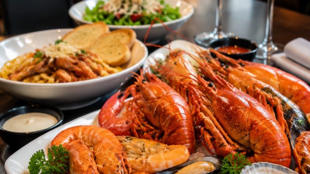 Diving into Deliciousness: Seafood Franchise Opportunities | mgo55 slot, go8et, pinjaman 50 juta ban