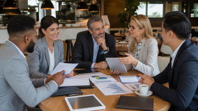 Investing in Restaurant Franchises: Your Path to Success in 2023 | bo nexus engine, paizza 99 slot