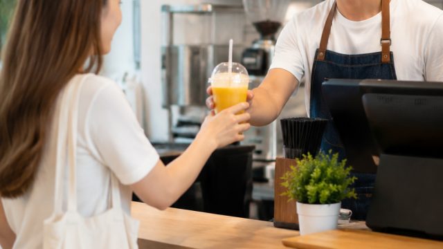 The Booming Beverage Franchise Market: Sip Your Way to Success